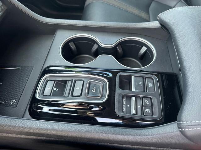 2024 Honda Pilot Touring AWD
