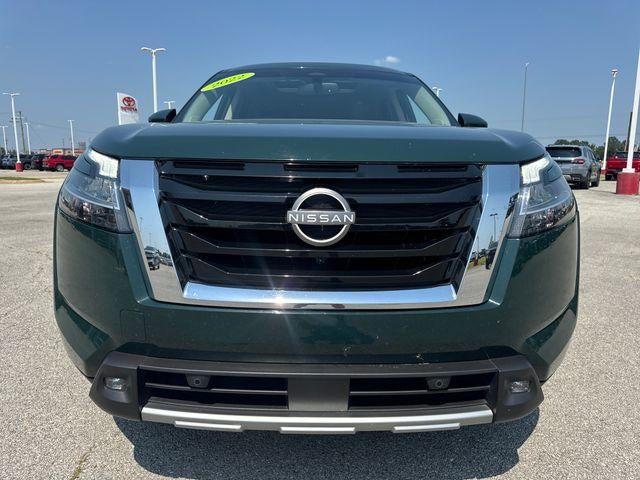 2022 Nissan Pathfinder SL 2WD