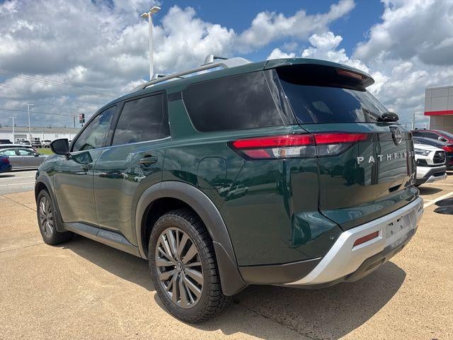 2022 Nissan Pathfinder SL 2WD