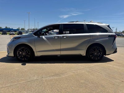 2025 Toyota Sienna XSE FWD 7-Passenger (Natl)