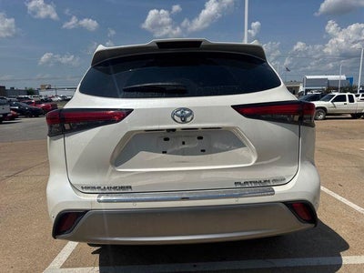 2021 Toyota Highlander Platinum AWD (Natl)