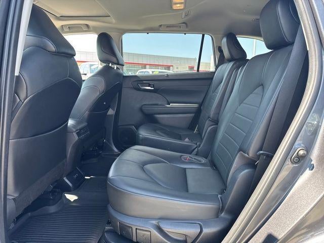 2021 Toyota Highlander Hybrid XLE FWD (Natl)