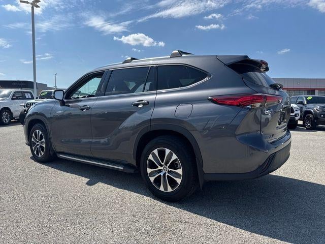2021 Toyota Highlander Hybrid XLE FWD (Natl)