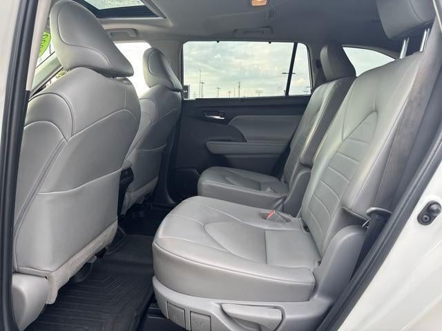 2022 Toyota Highlander XLE AWD (Natl)