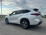 2022 Toyota Highlander XLE AWD (Natl)