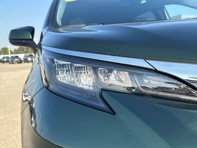 2025 Toyota Sienna XLE AWD 7-Passenger (Natl)