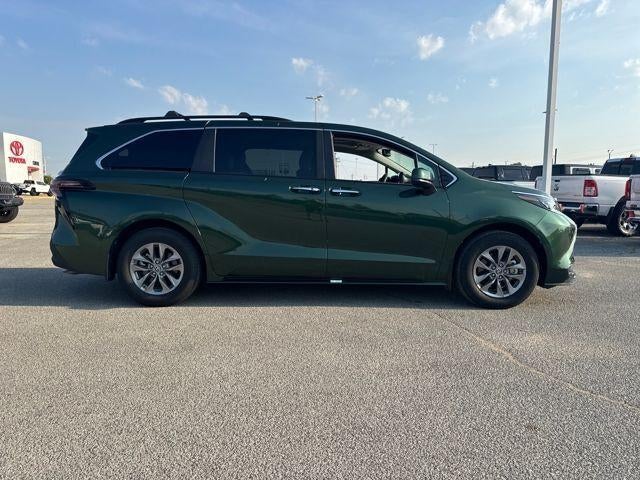2025 Toyota Sienna XLE AWD 7-Passenger (Natl)
