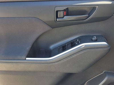 2023 Toyota Highlander LE FWD (GS)