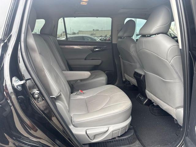 2025 Toyota Highlander Hybrid Limited AWD (Natl)