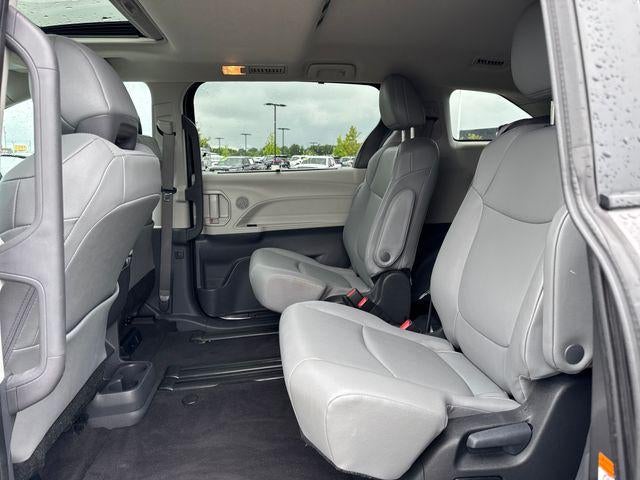2024 Toyota Sienna XLE FWD 8-Passenger (Natl)