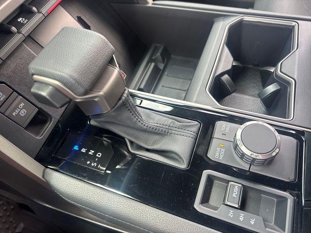 2026 Toyota Tundra 4WD 4WD Limited CrewMax 5.5' Bed (Natl)