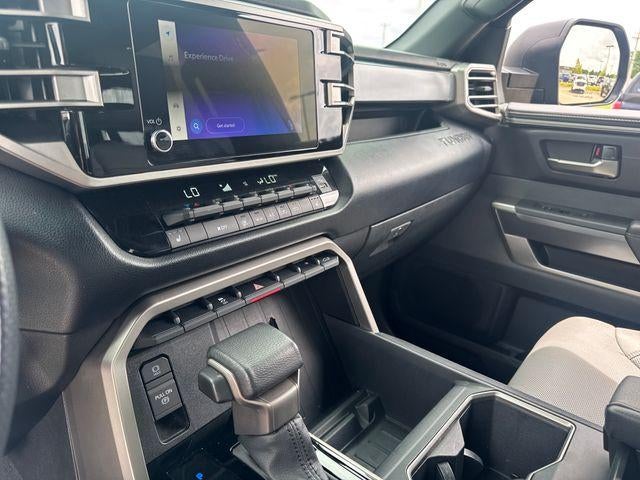 2025 Toyota Tundra 2WD 2WD SR5 CrewMax 5.5' Bed (SE)