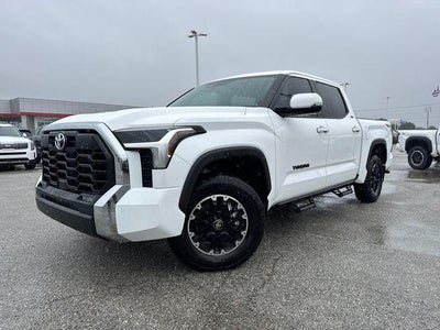 2026 Toyota Tundra 4WD 4WD SR5 CrewMax 5.5' Bed (SE)