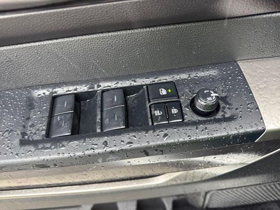 2026 Toyota Tundra 4WD 4WD SR5 CrewMax 5.5' Bed (SE)