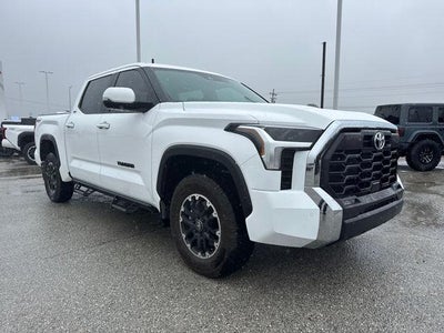 2026 Toyota Tundra 4WD 4WD SR5 CrewMax 5.5' Bed (SE)