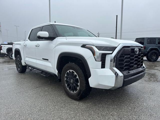 2026 Toyota Tundra 4WD 4WD SR5 CrewMax 5.5' Bed (SE)