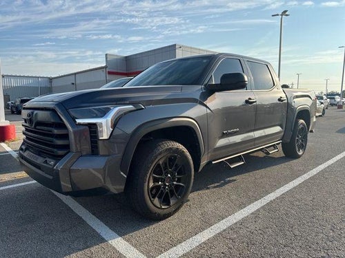 2022 Toyota Tundra 4WD 4WD SR5 CrewMax 5.5' Bed (SE)