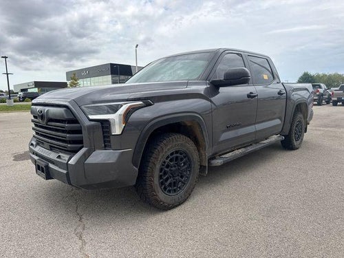 2025 Toyota Tundra 4WD 4WD SR5 CrewMax 5.5' Bed (SE)