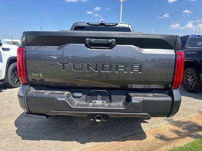 2025 Toyota Tundra 4WD 4WD SR5 CrewMax 5.5' Bed (SE)