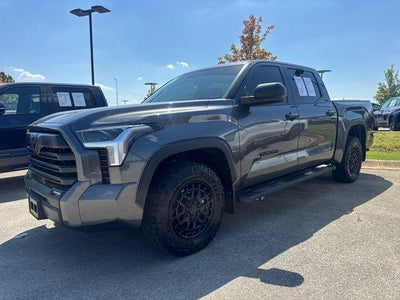 2025 Toyota Tundra 4WD 4WD SR5 CrewMax 5.5' Bed (SE)