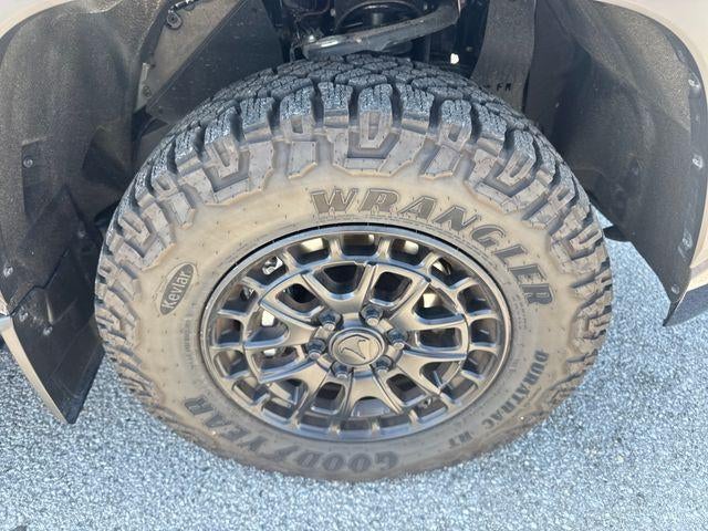 2026 Toyota Tundra 4WD 4WD SR5 CrewMax 5.5' Bed (SE)