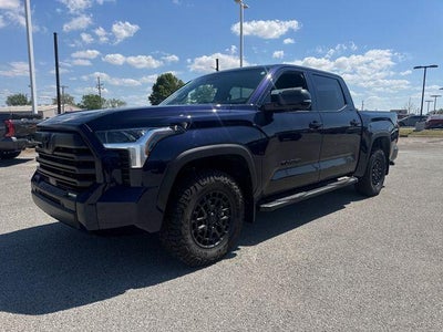 2026 Toyota Tundra 4WD 4WD SR5 CrewMax 5.5' Bed (SE)