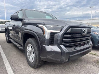 2026 Toyota Tundra 4WD 4WD SR5 CrewMax 5.5' Bed (SE)