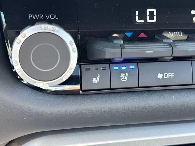 2025 Toyota Tundra 4WD 4WD Platinum Hybrid CrewMax 5.5' Bed (Natl)