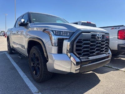 2024 Toyota Tundra 4WD 4WD Platinum CrewMax 5.5' Bed (Natl)