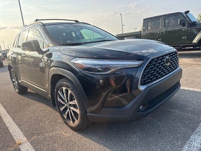 2023 Toyota Corolla Cross XLE 4WD (Natl)