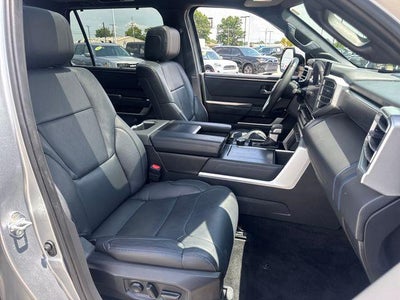 2024 Toyota Sequoia Platinum 4WD (Natl)