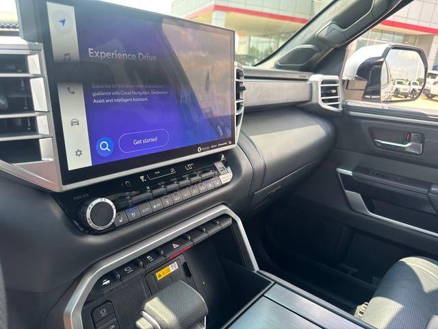 2024 Toyota Sequoia Platinum 4WD (Natl)