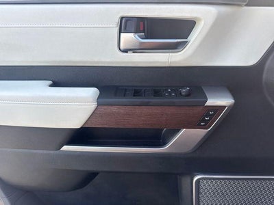 2023 Toyota Sequoia Capstone 4WD (Natl)