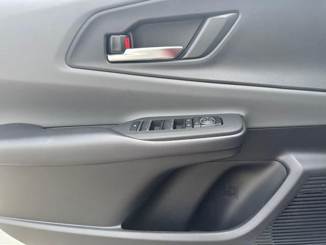 2024 Toyota Prius XLE (Natl)