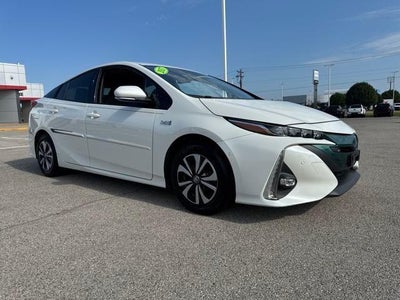 2017 Toyota Prius Prime Plus (Natl)