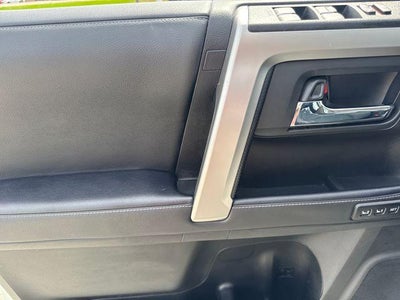 2022 Toyota 4Runner Limited 2WD (Natl)