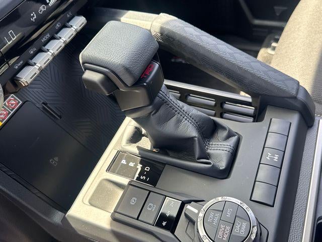 2026 Toyota 4Runner TRD Off Road 4WD (Natl)