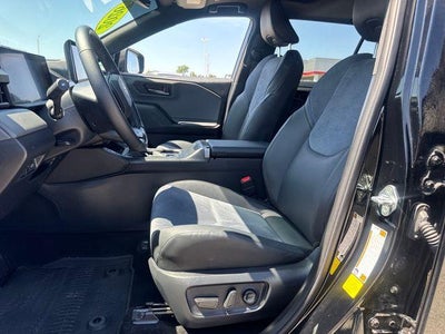 2026 Toyota RAV4 XSE AWD (Natl)