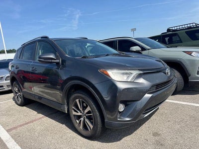 2016 Toyota RAV4 FWD 4dr XLE (GS)