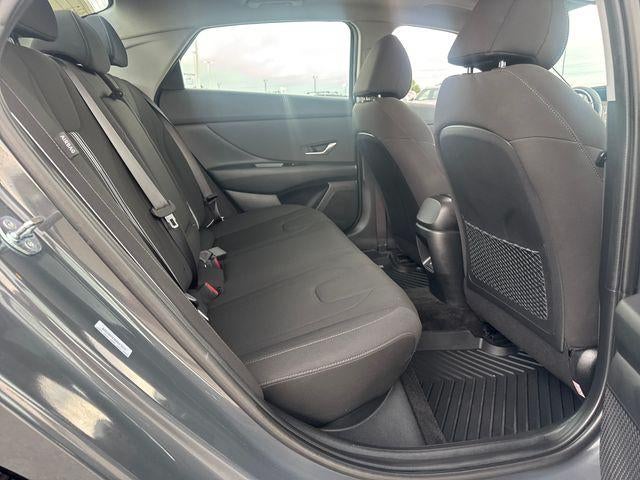 2025 Hyundai ELANTRA SEL Convenience IVT