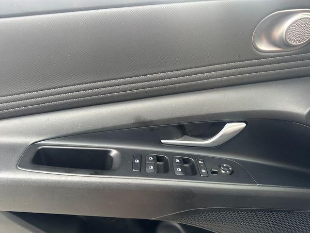2025 Hyundai ELANTRA SEL Convenience IVT