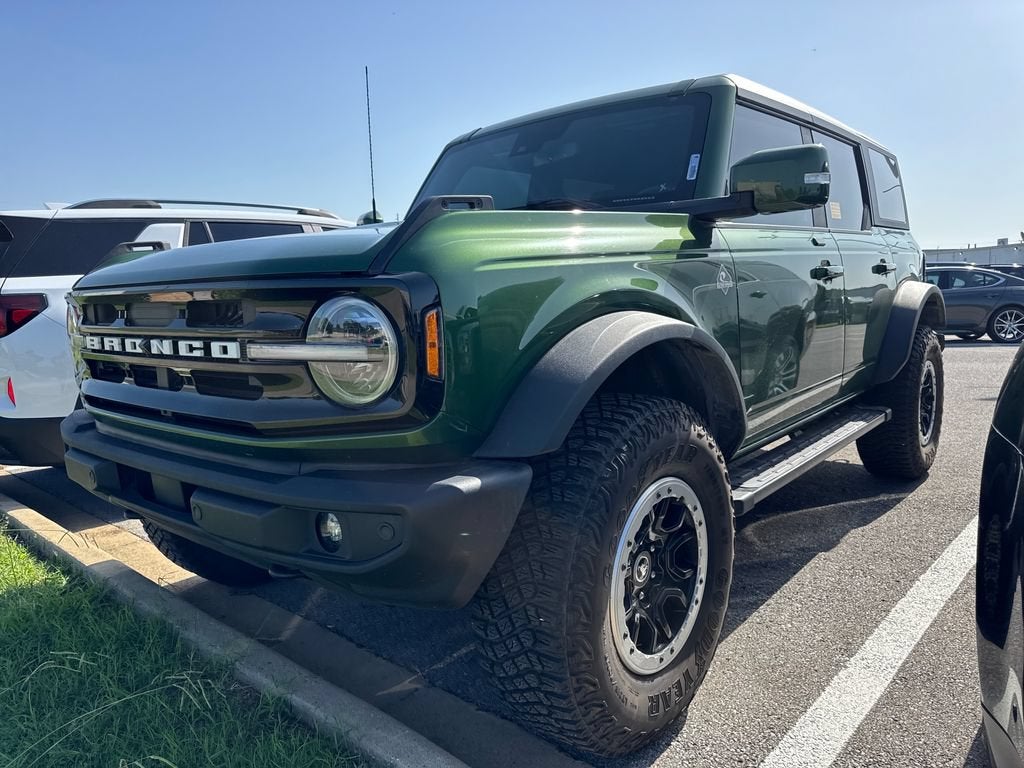 2023 Ford Bronco Base