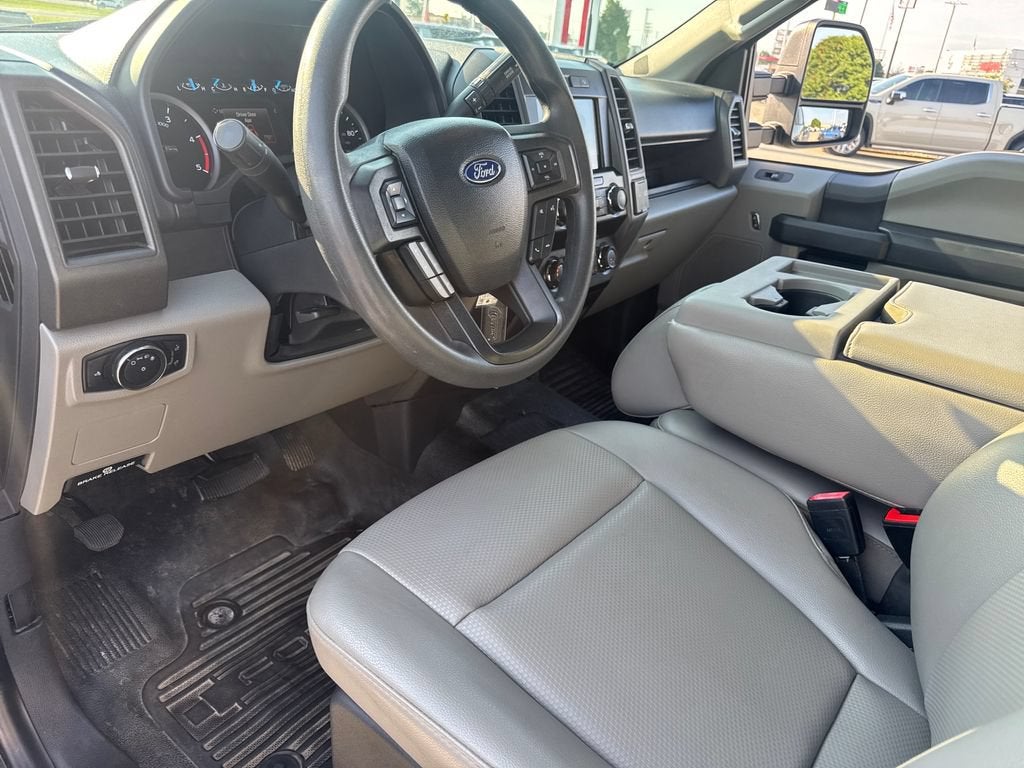 2022 Ford Super Duty F-450 DRW XL