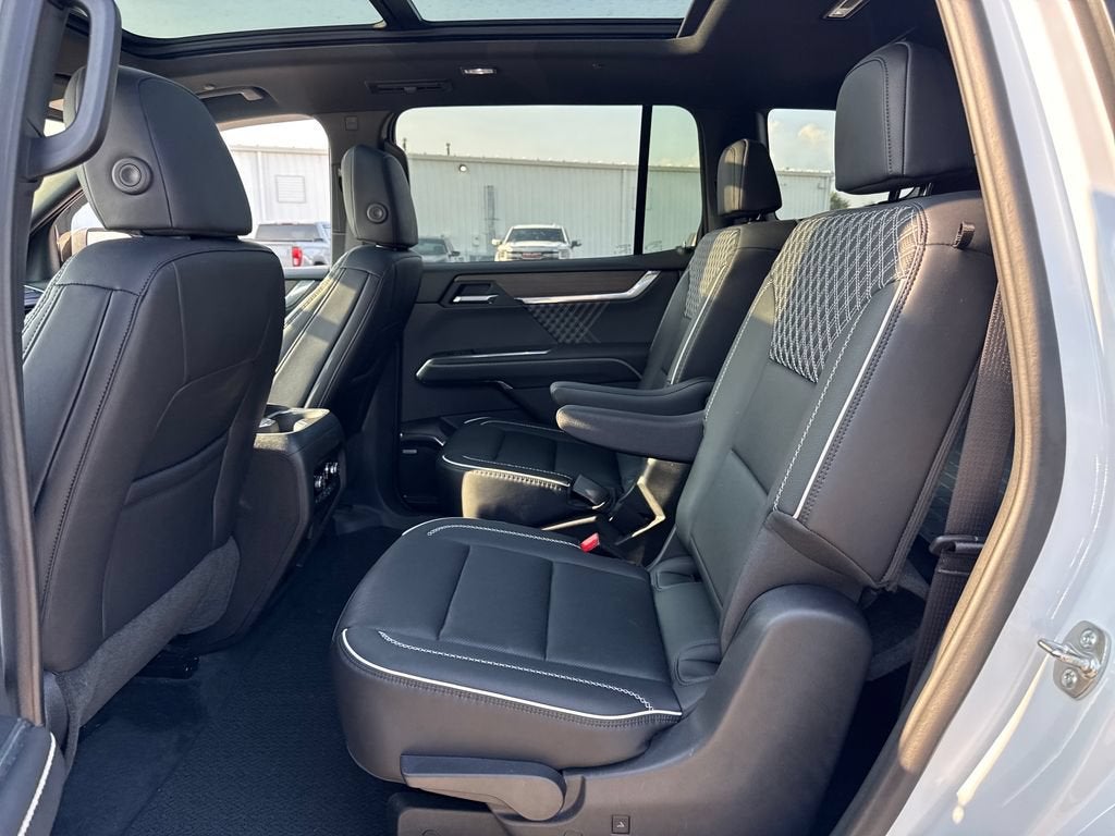 2025 GMC Acadia Denali