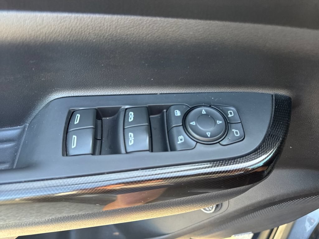2021 GMC Acadia AT4