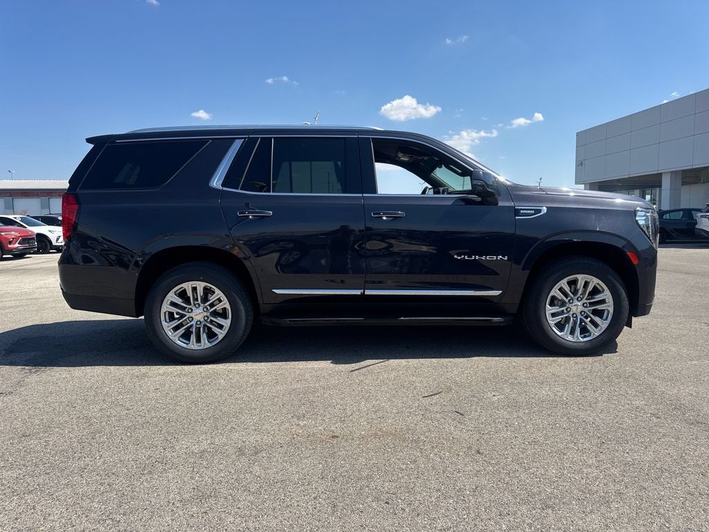 2023 GMC Yukon SLT