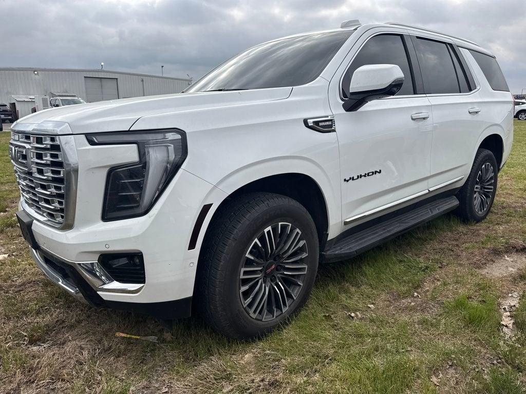 2025 GMC Yukon Elevation