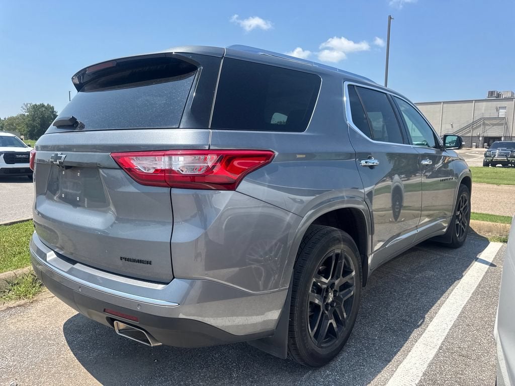 2021 Chevrolet Traverse Premier