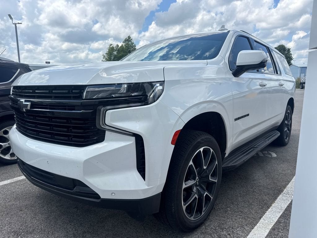 2023 Chevrolet Suburban RST