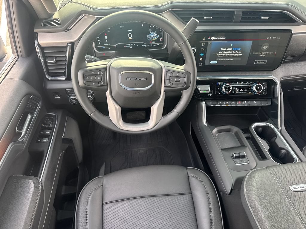 2025 GMC Sierra 2500 HD Denali
